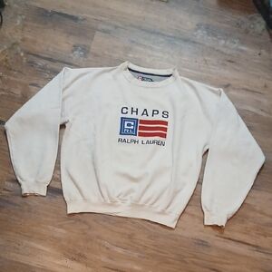 GUC Vintage Chaps Ralph Lauren sweatshirt in cream with logo design. Men's Large